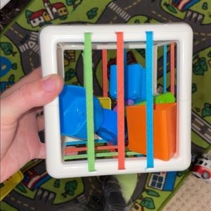 Shape sorter with shapes